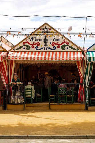Großmutter wartet auf Enkelkind, Festa de Abril