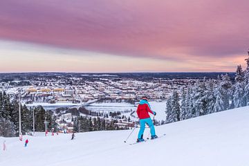 Skieen midden in Östersund