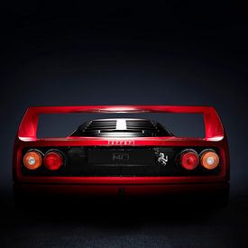 Ferrari F40 achterkant met zijn machtige spoiler. van Thomas Boudewijn