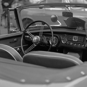 Old MG by Maikel Brands