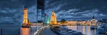 Lindau aan het Bodenmeer in de avond. van Voss Fine Art Fotografie