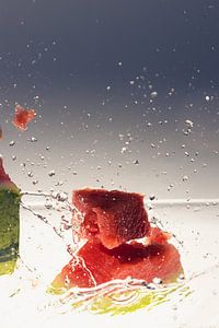 Wassermelone fällt in Wasser 1