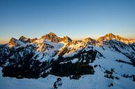 Last rays of sun over the Tannheimer mountains by Leo Schindzielorz thumbnail