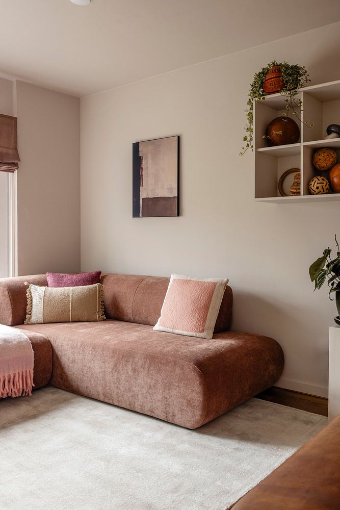 Moderne Abstraktion in Erdtönen  von Studio Allee 