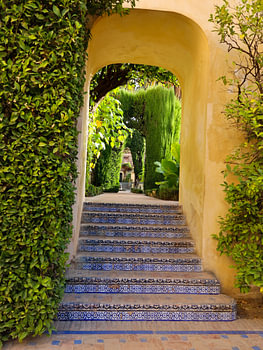 Blick auf die Gärten des Alcazar-Palastes