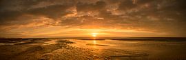 Coucher de soleil sur la plage de Schiermonnikoog en fin de journée sur Sjoerd van der Wal Photographie