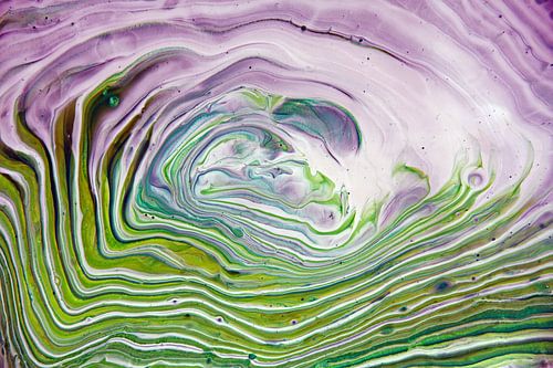 Résumé aux couleurs printanières sur Joke Gorter