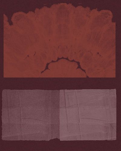 Organische en botanische vormen in terracotta, wijnrood en lila.