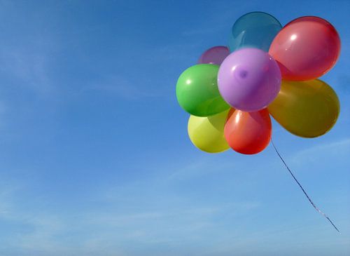 Fliegender Luftballongruß
