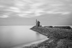 Fog signal horn at the harbour of Volendam, Netherlands by Johan Zwarthoed