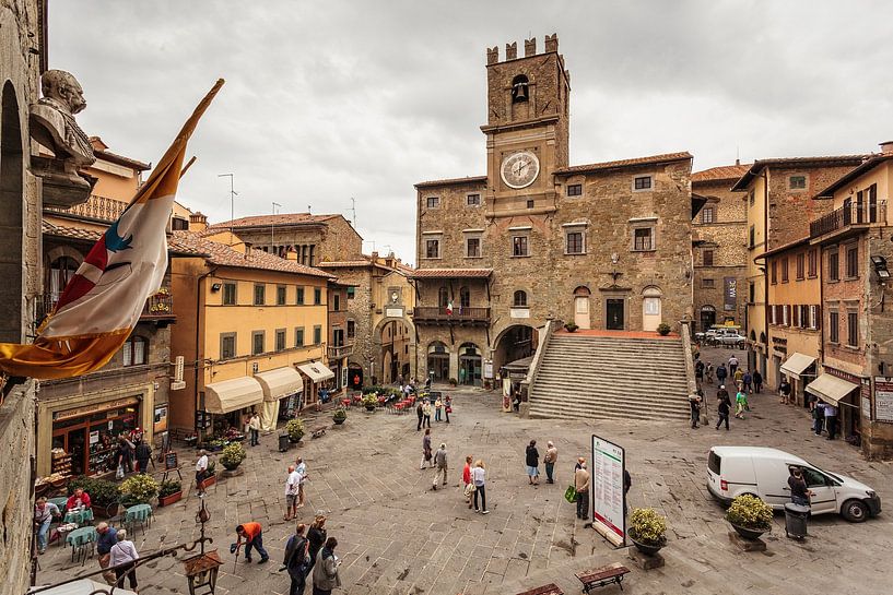 Cortona town hall by Rob Boon