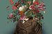 Portret van een man met een boeket bloemen (groengrijs / vierkant) van toon joosen