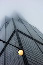 Willis Tower (Chicago) in de mist van Cathy Janssens thumbnail