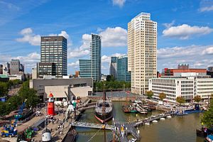 Leuvehaven Rotterdam mit Museumsschiff Buffel