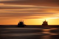 Sailing to the sun