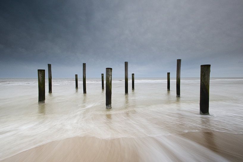 Running water at Palendorp by peterheinspictures