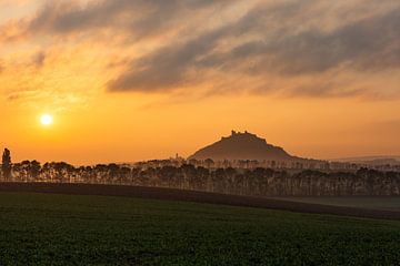 Sonnenaufgang beim Staatzer Berg von Elke Wolfbeisser