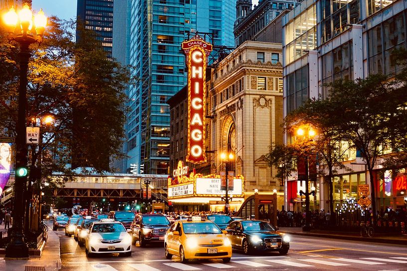 Chicago by Hello Pompoyo