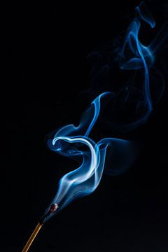 Smoking lucifer