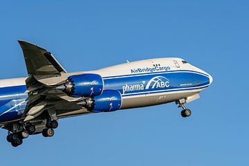 AirBridgeCargo Boeing 747-8 maakt doorstart.