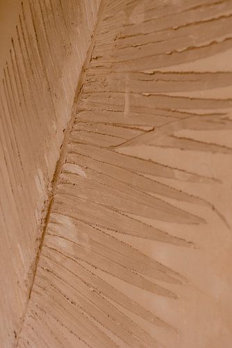 Mur en terre cuite avec forme de feuille