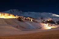 Nachtfoto van bergen bi jLa Plagne - Savoie, Frankrijk - Nachtportret van Be More Outdoor thumbnail
