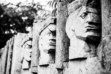 Memento park in Boedapest met communistische beelden