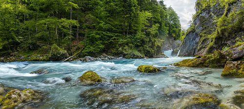 Eaux vives 2 sur Silvio Schoisswohl