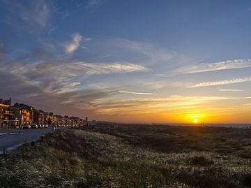 Sunset at Katwijk aan Zee by Pictures by Van Haestregt