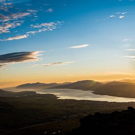 Midnight sun iceland van Dave Verstappen