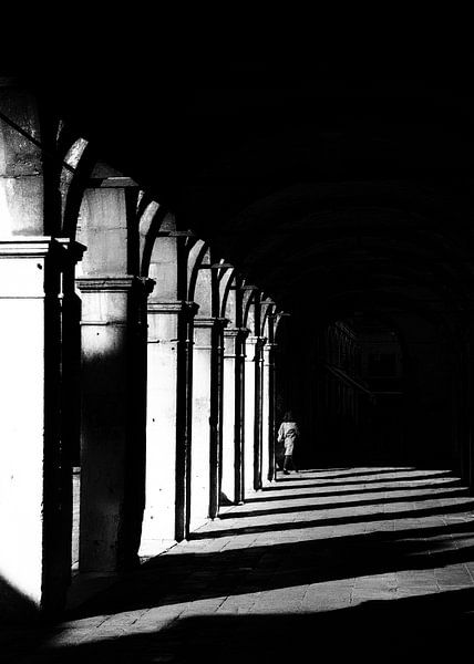 Photographie de rue Venise - Dans la lumière par Frank Andree