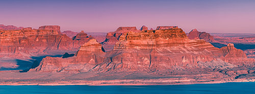 Panorama en zonsondergang in het Amerikaanse zuidwesten