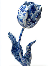 Tulpe mit Blumenmotiv in Delfter Blau von Wilma Mesman