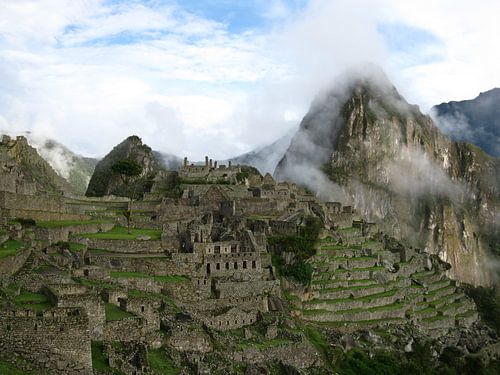 Machu Picchu in de wolken