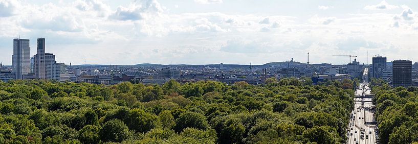 Berlijn 360° in 10 panorama's - Panorama 6: wijk Charlottenburg met Strasse des 17. Juni en radiotoren van Frank Herrmann