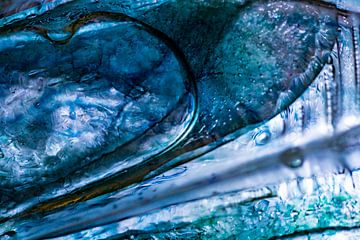 Blauwe Abstracte Vleugel | Fine Art Foto van Nanda Bussers