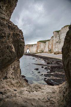de beroemde krijtrotsen in etretat