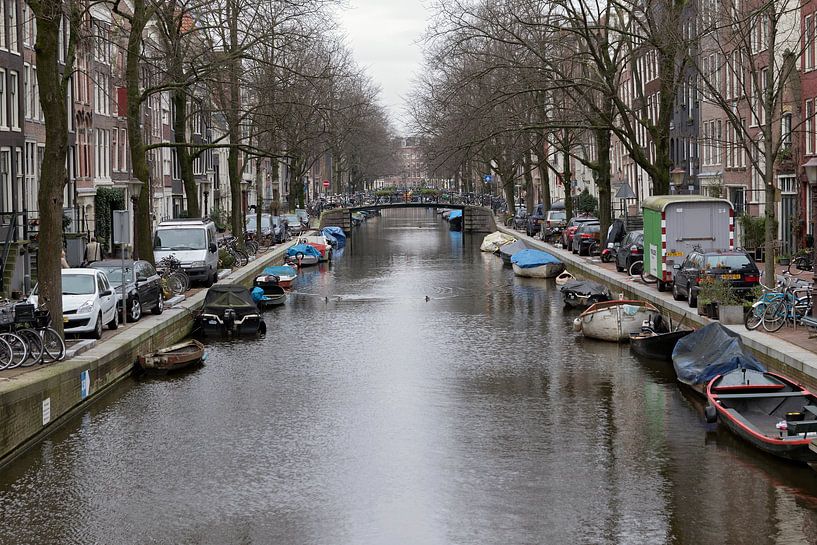 Typisch Amsterdamse gracht von gea strucks