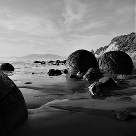 Timeless Moeraki Boulders, New Zealand von J V