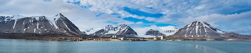 Ny Ålesund - The research base on Svalbard by Kai Müller