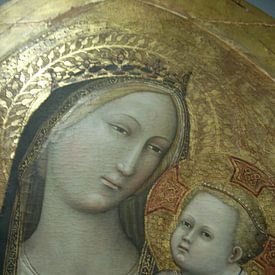 Madonna with child by Flora de Vries