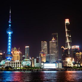 Nightfall in Shanghai von Claudia Postma-Wielandt