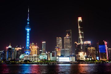 Nightfall in Shanghai von Claudia Postma-Wielandt