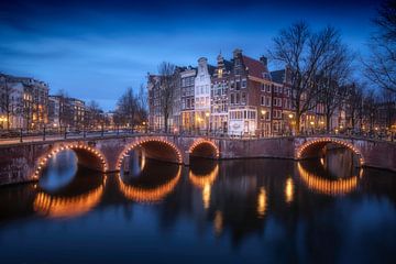 Amsterdam Keizersgracht am Abend von Niels Dam