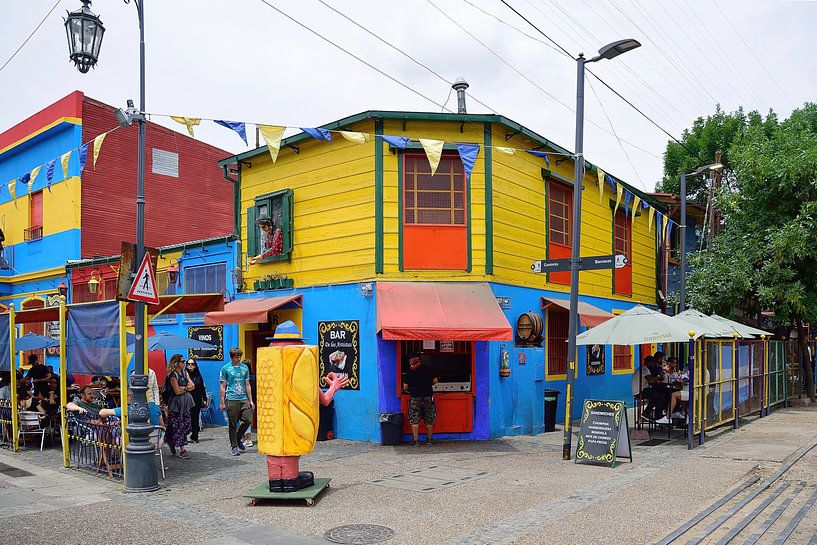 Bar de los Artistas by Frank's Awesome Travels
