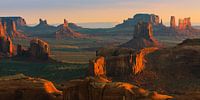 Sonnenaufgang von Hunts Mesa im Monument Valley von Henk Meijer Photography Miniaturansicht
