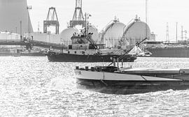 Kanaaldok Antwerpen by Wouter Pinkhof