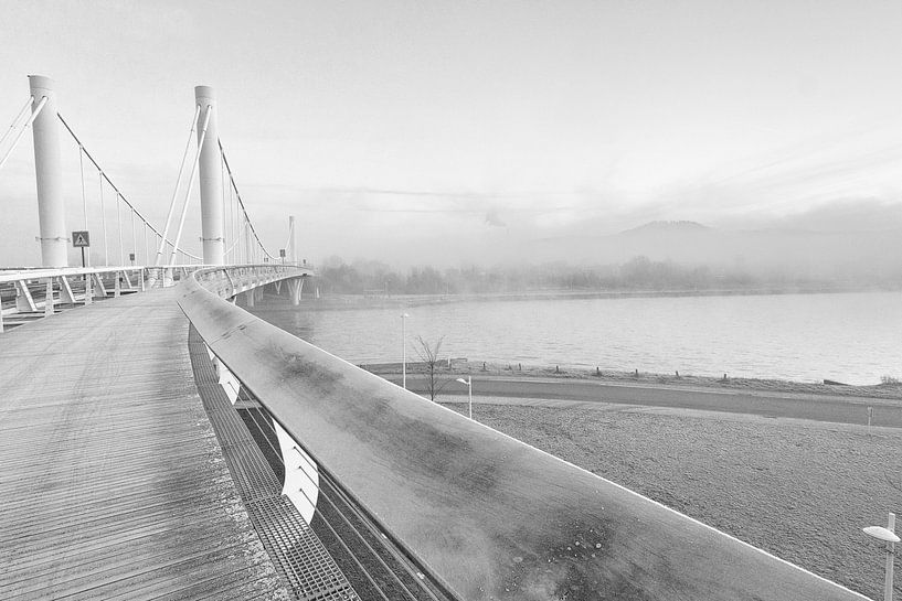 Kanne bridge in the fog by Jo Beerens