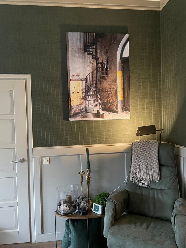 Verlassene Metalltreppe.  von Roman Robroek – Fotos verlassener Gebäude 