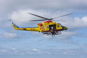 Search and rescue helicopter van Bert Meijerink